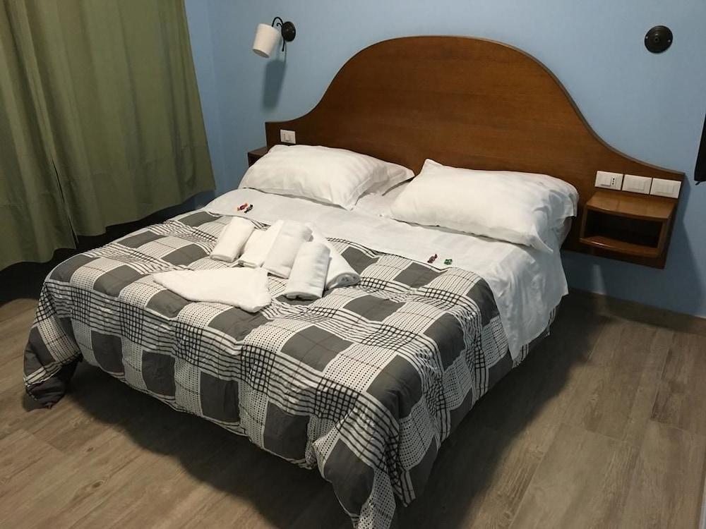 Pensione Paradise Rzym Zewnętrze zdjęcie